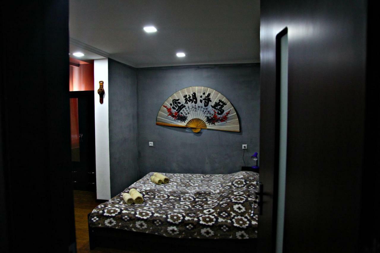 Guesthouse Different Tbilisi Exterior photo