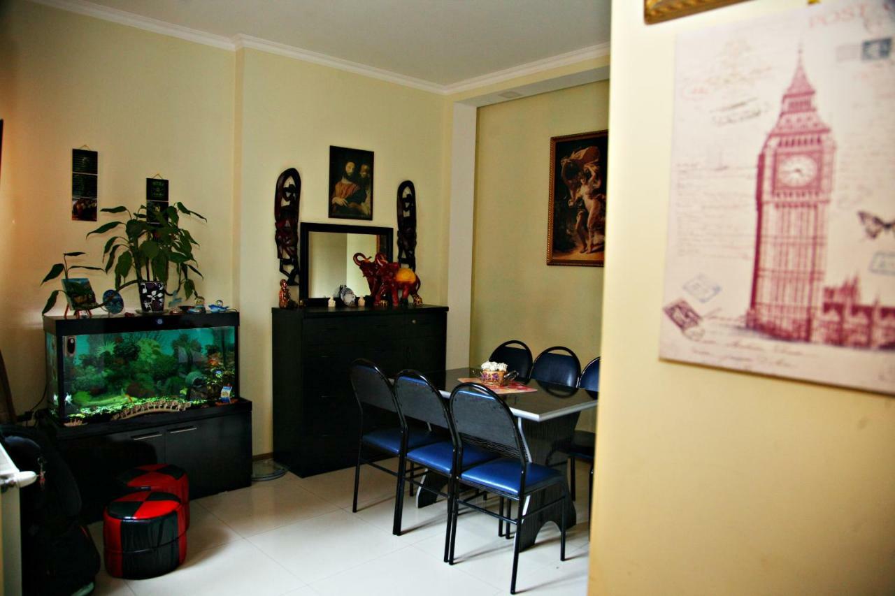 Guesthouse Different Tbilisi Exterior photo